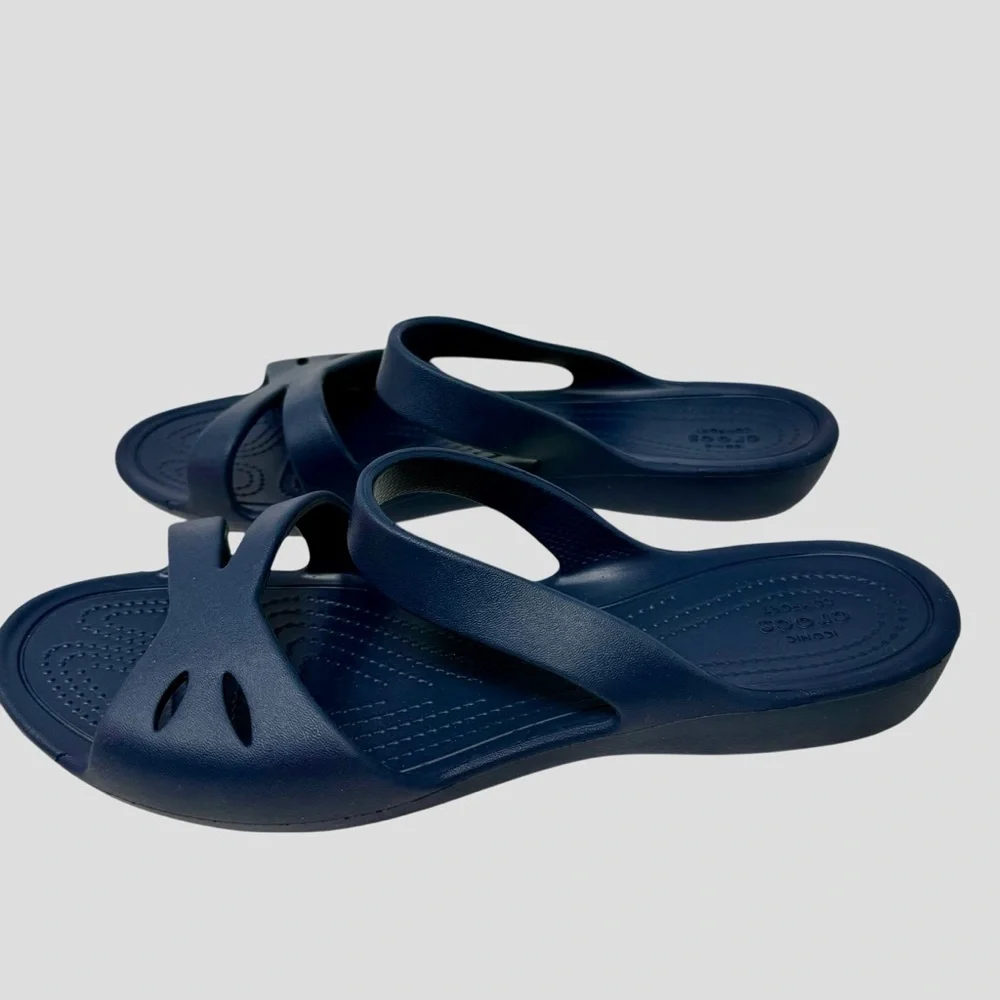 Crocs Women's Size 11 Kelli Sandals Navy Blue Comfort shoes slip on New